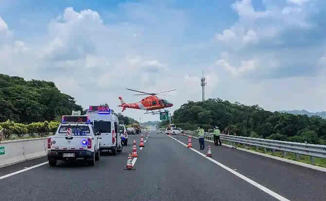舟曲高速公路汽车救援案例
